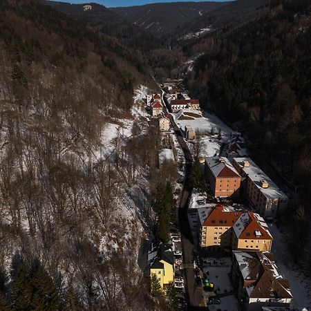 Hotel Vera Jáchymov Exteriör bild