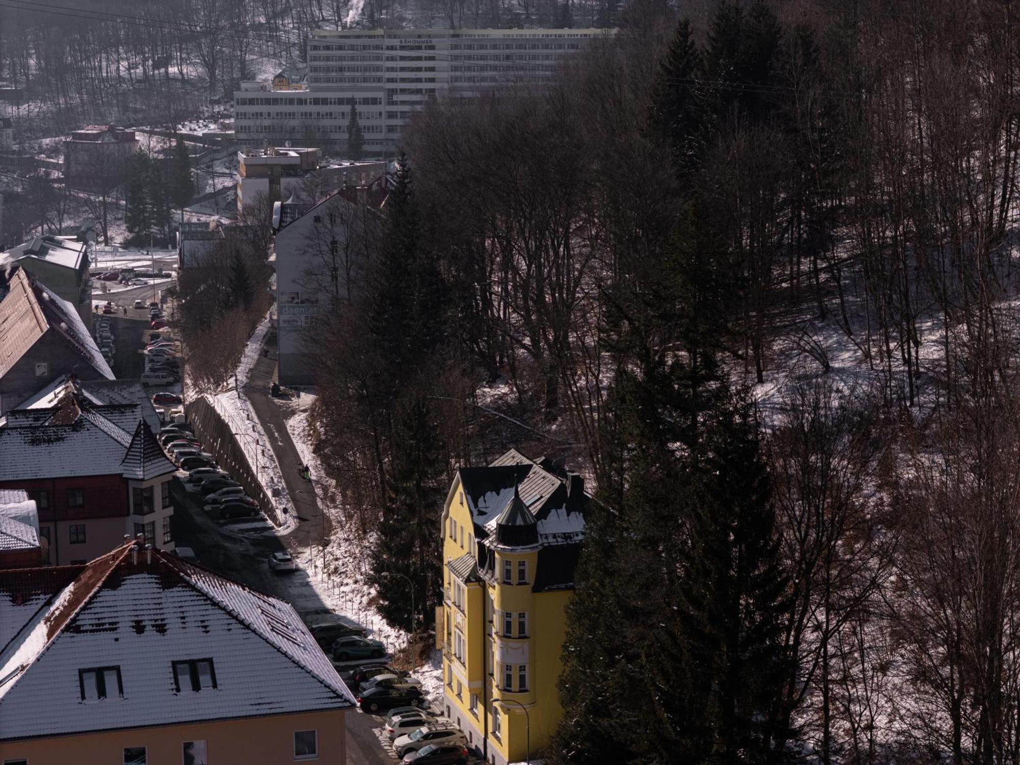 Hotel Vera Jáchymov Exteriör bild
